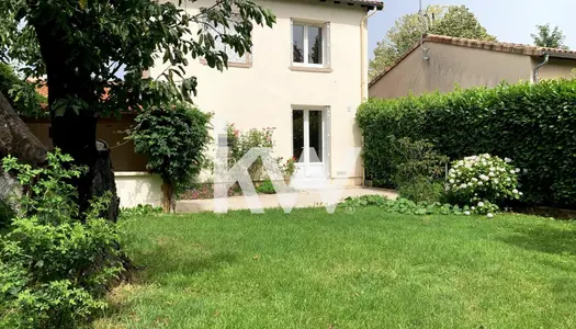 Maison individuelle de 4 pièces à vendre à Castres 