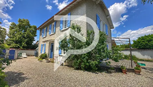 Maison 8 pièces 188 m² 