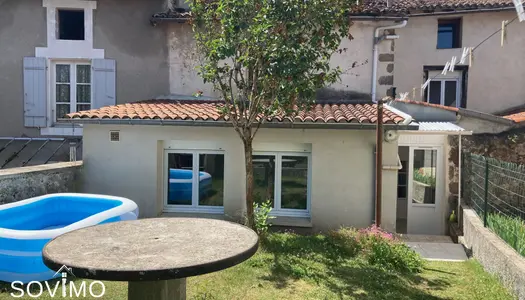 Vente Maison 150 m² à Confolens 66 000 €