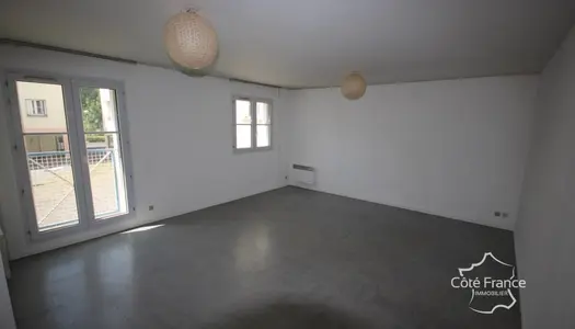 Vente T3 82 m² à Givet 76 600 €