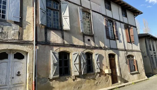 Vente Maison de village 200 m² à Simorre 56 000 €