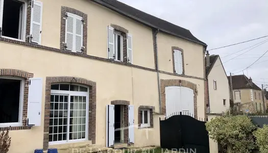 Vente Maison 107 m² à Cézy 104 800 €