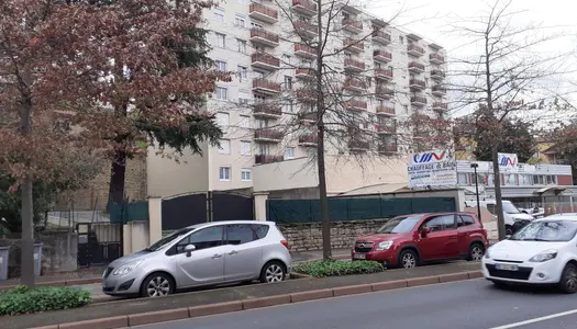 Vente Appartement 80 m² à Saint-Chamond 110 000 €