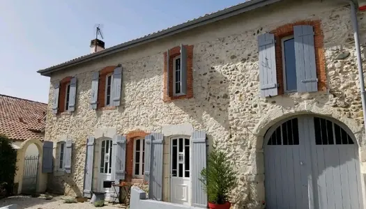 Vente Maison 358 m² à Saint Etienne d'Orthe 799 000 €