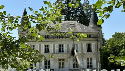 Vente Château 650 m² à Tournon-Saint-Pierre 1 657 000 €