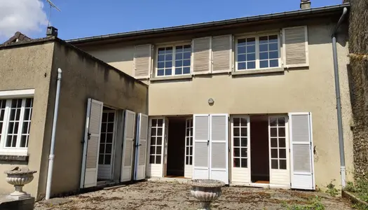 Vente Maison de village 165 m² à Le Bouchon-sur-Saulx 75 000 €