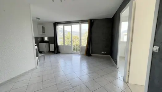 Vente Appartement 47 m² à La Mure 69 000 €