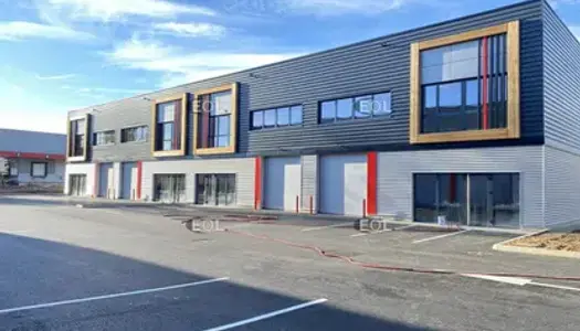 A Louer - bâtiment d'activité avec bureaux de 1 126 m² divisible à partir de 280 m² à 