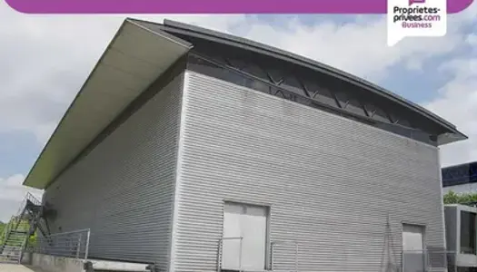 FRETIN - Entrepôt / local professionnel - 700 m2 + parking privatif 