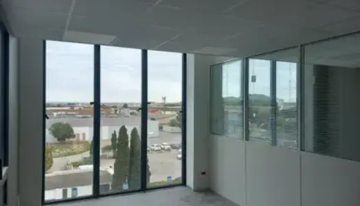 Bureaux Neufs au sein du Centre d'Affaires Plaisance - 300 m²