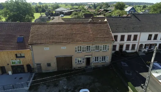 Maison de village composée de 2 appartements à Altwiller 