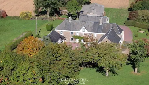 Dpt  (50), Roncey Propriété à vendre avec maison de Maître P10 Terrain de 91271m2 