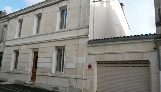 Dpt Charente (16), à vendre COGNAC maison P7 de 206 m² - Terrain de 460,00 m²