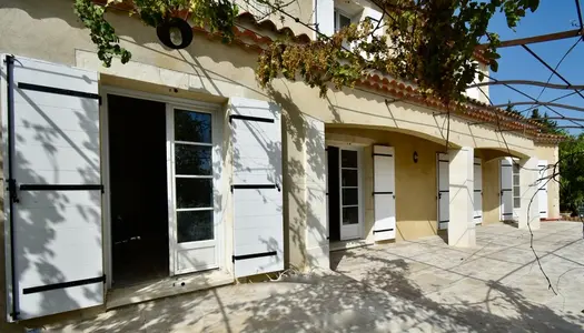 Dpt Bouches du Rhône (13), à vendre  maison P7 de 165,6 m² - Terrain de 1 000,00 m²