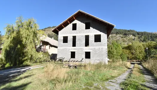 Dpt Hautes Alpes (05), à vendre  maison P8 de 0 m² - Terrain de 500 
