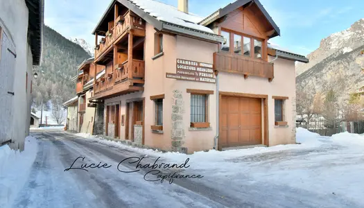 Dpt Hautes Alpes (05), à vendre  maison P8
