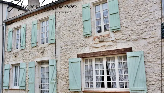 Dpt Lot et Garonne (47), à vendre  maison en pierre de village  - Terrain de 100 
