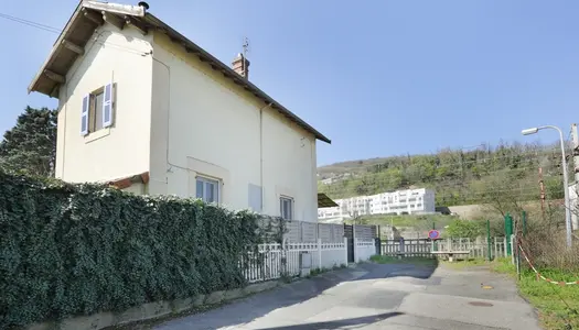Dpt Rhône (69), à vendre ALBIGNY SUR SAONE maison P3   TRAVAUX A PREVOIR