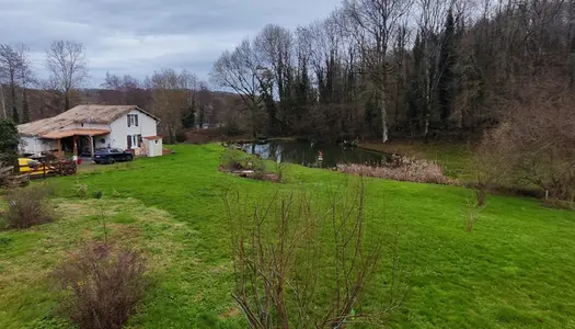 Dpt Charente (16), à vendre EXIDEUIL maison P4