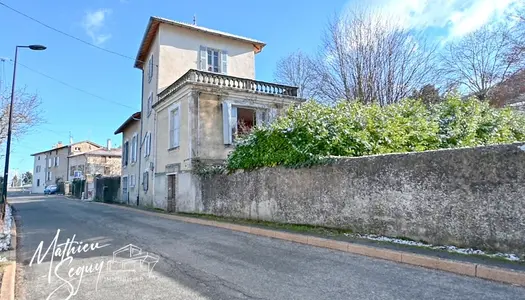 Dpt Rhône (69), à vendre SAINT ROMAIN DE POPEY maison P13 de 304 m² - Terrain de 1 000,00 m²