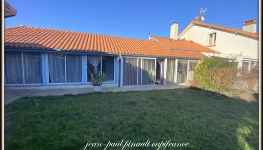 Dpt Hautes Pyrénées (65), à vendre SOUES maison P6  - Terrain de 418,00 m²