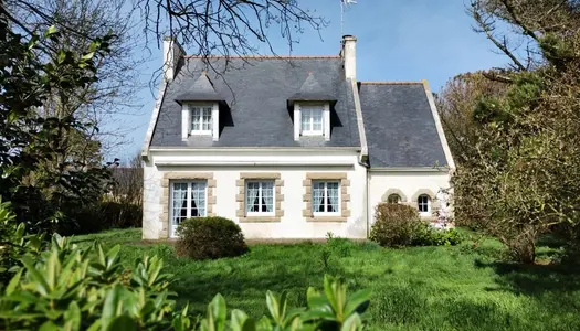 Dpt Finistère (29), à vendre PLOVAN maison P6 de 124 m² - Terrain de 3 450 m² 