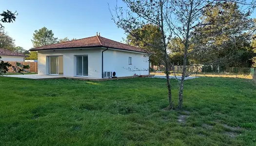 MOUSTEY, maison plain-pied 4 pièces 85 m² neuve de 2023 sur terrain de 932 m² 