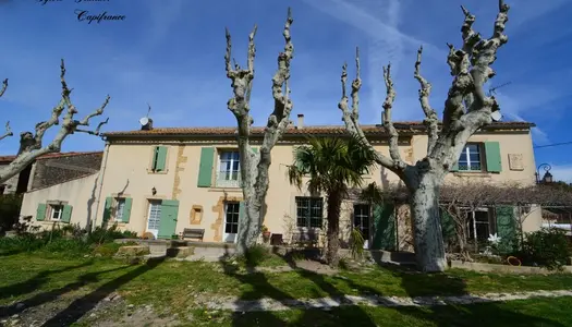 Dpt Bouches du Rhône (13), à vendre CORNILLON CONFOUX maison P15 de 455 m² - Terrain de 1 282 m² 