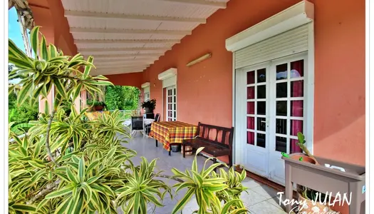 Dpt Guadeloupe (971), à vendre GOURBEYRE maison P4 de 105 m² - Terrain de 935,00 m² - Plain pied 