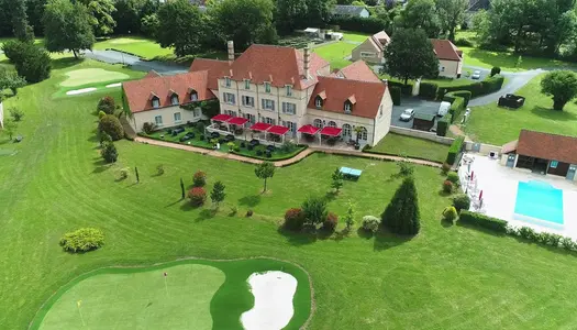 Dpt Creuse (23), à vendre BONNAT propriété de 35 pièces - Golf - Tennis - Piscine 