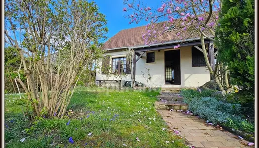 Dpt Essonne (91), Maisse à vendre maison 4 chambres, Cheminée, jardin vue campagne