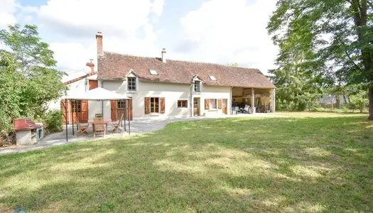 Dpt Loir et Cher (41), à vendre SELLES SUR CHER maison P5 de 147 m² - Terrain de 1 350,00 m² 