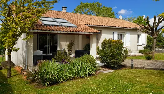 Dpt Deux Sèvres (79), à vendre  Aiffres maison P7 de 175 m² - Terrain de 1 903,00 m² - 