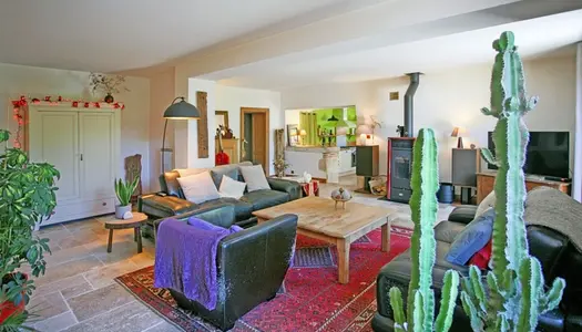 Dpt Gironde (33), à vendre SAINT MORILLON Maison en pierre familiale 7 pièces 213 m² 