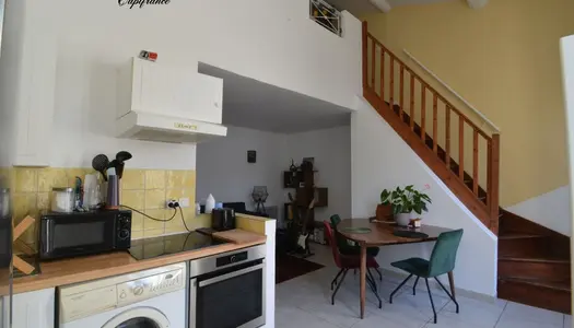 Dpt Bouches du Rhône (13), à vendre SALON DE PROVENCE appartement T2 de 42 m² avec Terrasse 