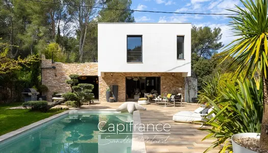 Dpt Bouches du Rhône (13), à vendre ROQUEFORT LA BEDOULE Magnifique Villa Contemporain 6 Pièces 