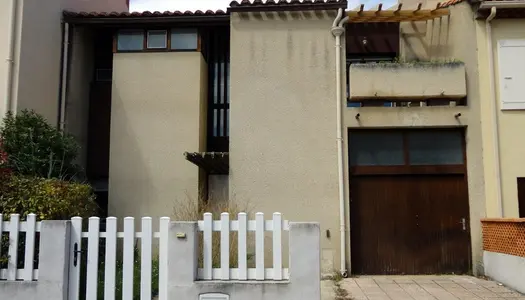 Dpt Pyrénées Orientales (66), à vendre PRADES maison P5 de 95 m² - terrain 197 m² - terrasses 