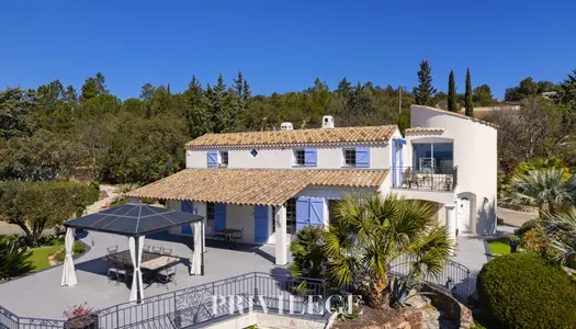 Magnifique propriété Vidauban - 167 m2 - Vue dégagée 