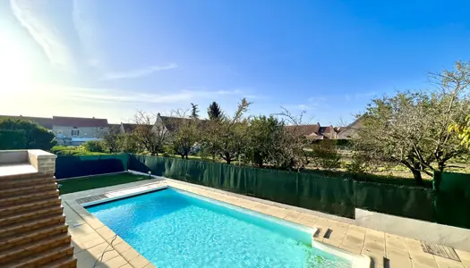 DIJON NORD 8 MIN VALMY - MAISON AVEC PISCINE 