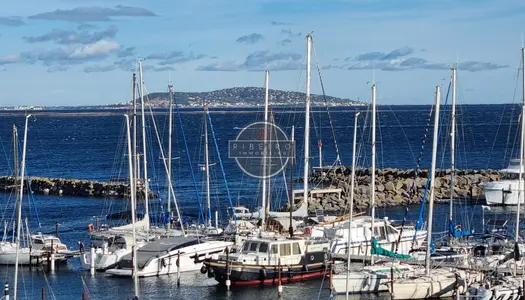 Appartement 3 pièces avec vue sur l'étang de Thau 