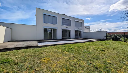 Maison 5 pièces 135 m2 vue Golf de Seilh 