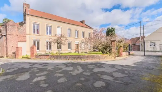 Maison 7 pièces 365 m²