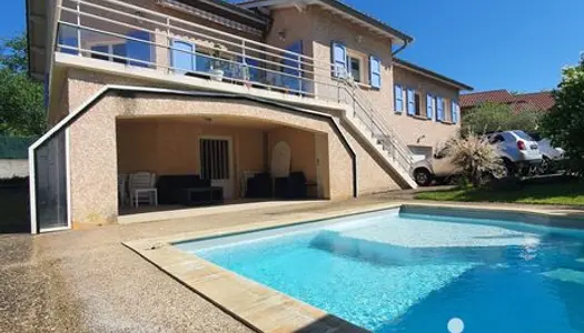 Maison 6 pièces 156 m² 