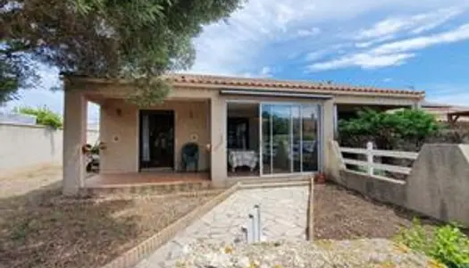 Villa F4 traditionnelle de plain-pied 