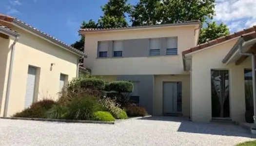 Maison 5 pièces 180 m² 