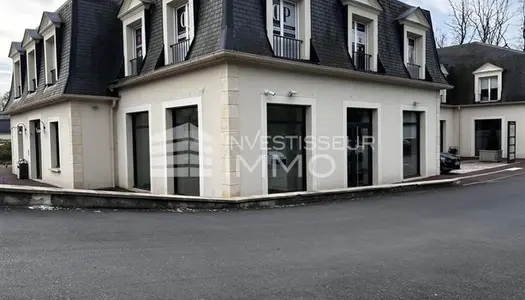 Immobilier professionnel Location Vineuil-Saint-Firmin   41430€