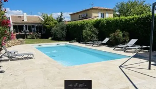 Villa 5 pièces 200 m² 