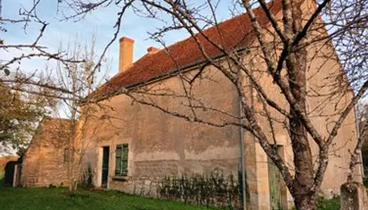 Maison de campagne à restaurer 