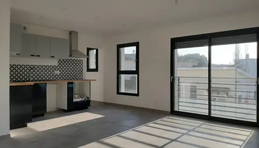 Location Appartement 95 m² à Roussillon 982 € CC /mois