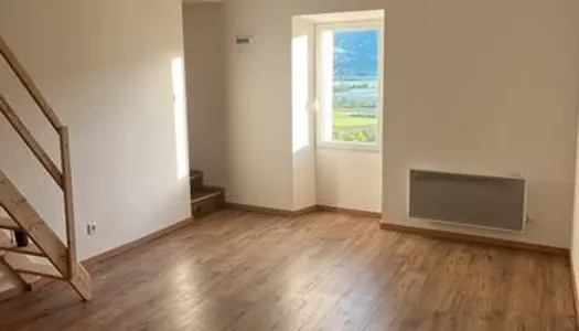 Maison 86m2 avec jardin et dépendance 